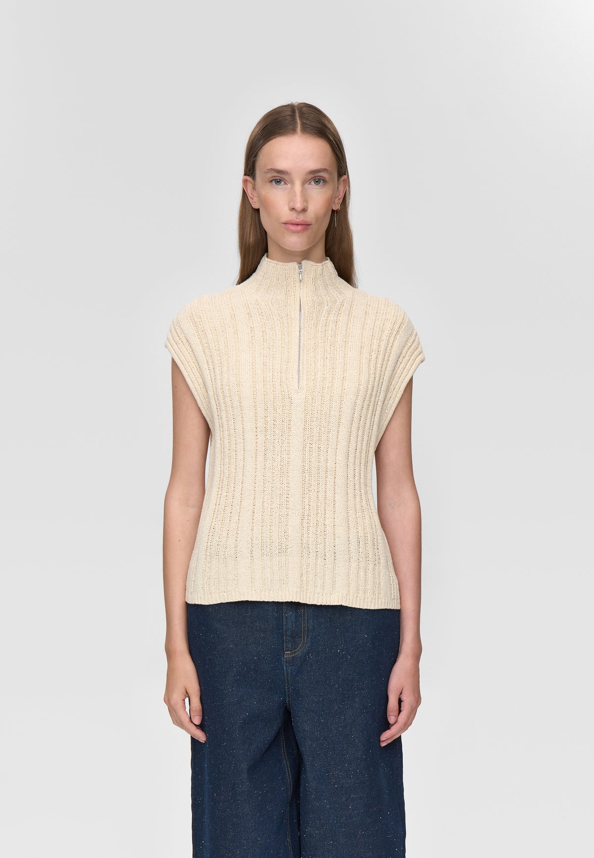 minimum female Mariana half zip vest 4548 Waistcoat 0608 Coco Milk