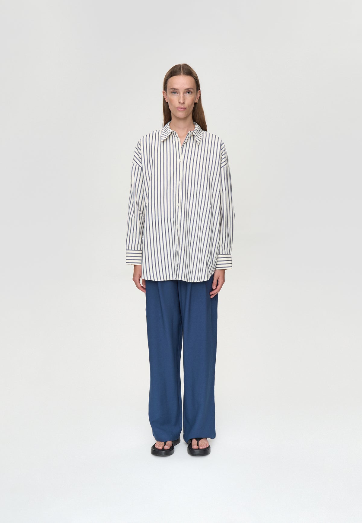 minimum female Marley shirt 4566 Long Sleeved Shirt 3922 Sky Captain