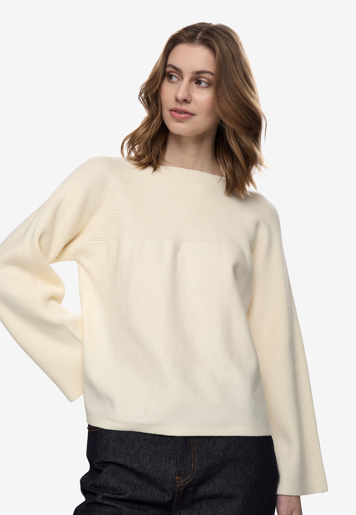 minimum female Esima jumper 1686 Jumper 0104 White Asparagus