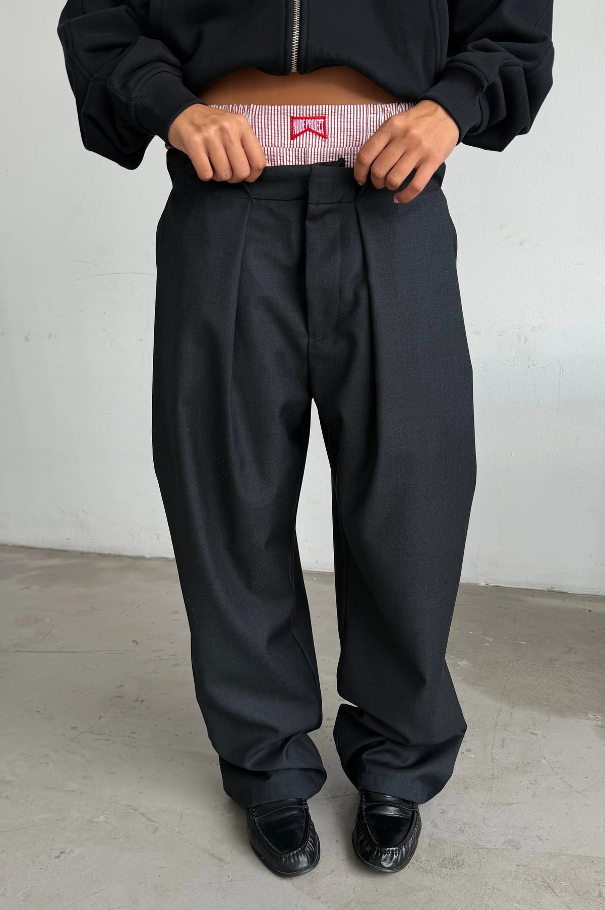 Louvre Tailoring Pants Black