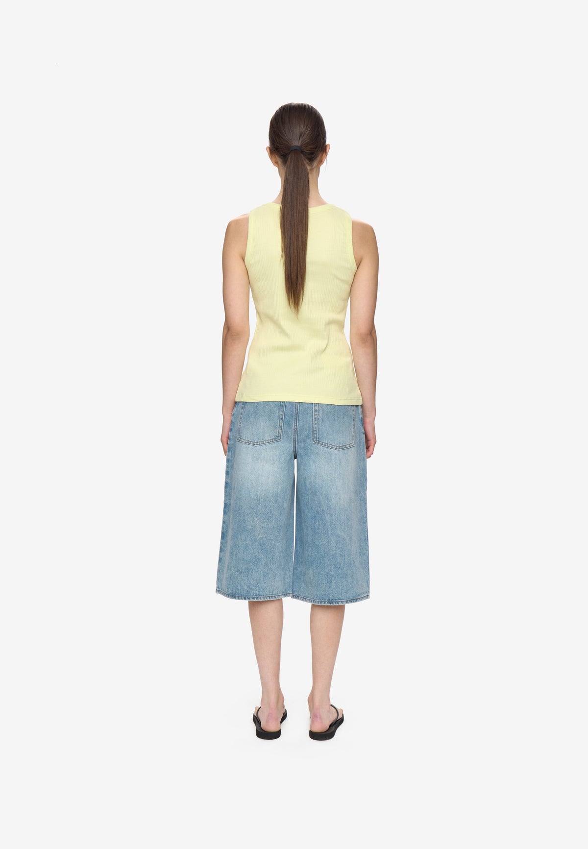 minimum female Lila tank top 4226 GOTS Gilet 1221 Young Wheat